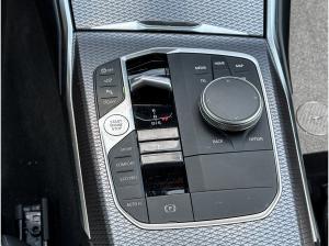 BMW 330 330i xDrive M Sport ACC RFK NAVI LED PDC V+H LM