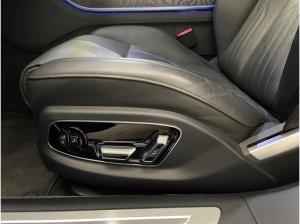 Audi A8 60 TFSIe quattro, Pano, B&O, Matrix, Head-Up, TV, 8-Fach bereift