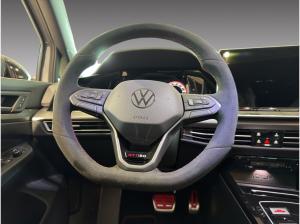 Volkswagen Golf 2,0 l TSI DSG GTI Edition 50 Performance-Paket