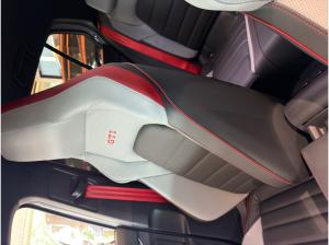 Volkswagen Golf 2,0 l TSI DSG GTI Edition 50 Performance-Paket