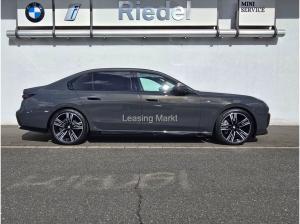 BMW 740 740d xDrive M Sportpaket Standhzg*ab 3,49% eff.*