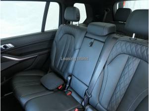 BMW X7 xDrive40i M Sportpaket*Standhzg*AHK*DAPro*22''