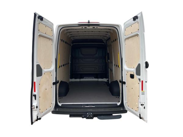 Volkswagen Crafter Kastenwagen MR HD AHK SHZ Kamera Klima
