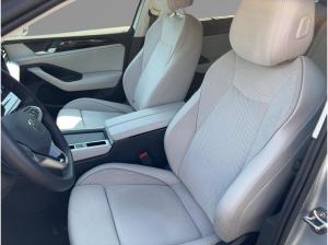 Volkswagen Passat Variant Business 2.0 TDI DSG IQ DCC AREA