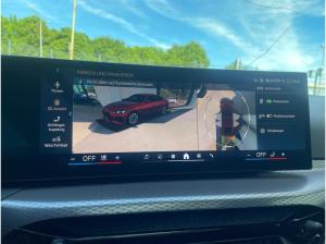 BMW i4 eDrive40 GC M Sport || AHK 360 Glasdach ACC (G26)