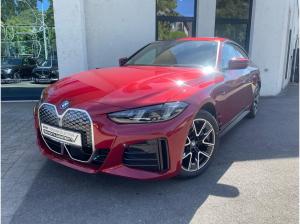 BMW i4 eDrive40 GC M Sport || AHK 360 Glasdach ACC (G26)