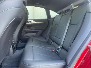 BMW i4 eDrive40 GC M Sport || AHK 360 Glasdach ACC (G26)