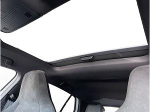 Volkswagen Golf R-Line 1,5 eTSI DSG | Panorama