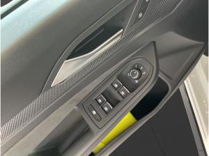 Volkswagen Golf R-Line 1,5 eTSI DSG | Panorama