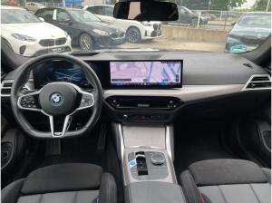 BMW i4 xDrive40 M Sport || AHK DrivingAssProf (G26)