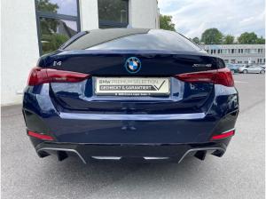 BMW i4 xDrive40 M Sport || AHK DrivingAssProf (G26)