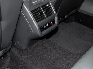 Volkswagen Passat R-Line 2.0 l TDI DSG 360 ACC AHK AUT FLA