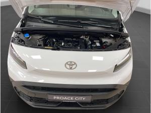 Toyota Proace City L2 verblecht 🚧👷‍♂️ 4-türig Meister 1,5 D-4D 74 KW (102 PS)