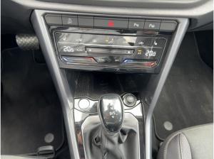 Volkswagen T-Roc 1.5 TSI DSG Style Navi AHZV PDC SHZ