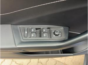 Volkswagen T-Roc 1.5 TSI R-Line DSG LED PDC Sitzhzg