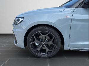 Audi A1 S line plus 30 TFSI S tronic*uPE:40.400,-*SONOS*18"Alu*LED*PDC*S line Int.+Ext.*Kamera*2-Zonen-Klima