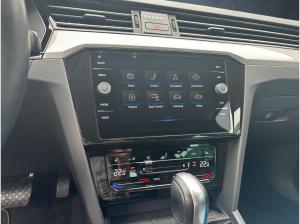 Volkswagen Passat R-Line Ext. 2.0 TDI DSG, ACC, MATRIX, STANDHZG, AHK **SOFORT VERFÜGBAR!**