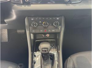 Skoda Karoq *SOFORT VERFÜGBAR* 1.5 TSI DSG Balance ACC AHK Navi PDC