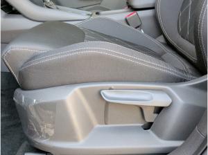 Skoda Karoq Sportline 2,0 TDI 110 kW DSG 4x4 *PRIVAT*SOFORT* l DSG l NAVI l AHK l SHZ l ACC l KESSY lMATRIX l