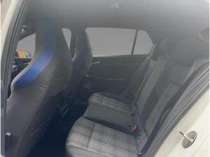 Volkswagen Golf VIII 1.5 eHybrid DSG Navi HeadUp Matrix ACC