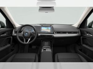 BMW iX1 xDrive30 AHK/Memory/HUD Finanzierung ab 0,49%