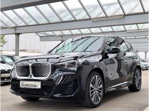 BMW iX1 xDrive30 M-Sport AHK Finanzierung ab 0,49