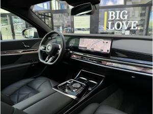 BMW 740 740d xDrive M Sport SkyLounge DA/PA Prof B&W AHK