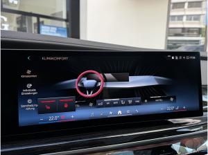BMW 740 740d xDrive M Sport SkyLounge DA/PA Prof B&W AHK