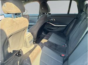 BMW 330 d xDrive Touring M Sport AHK,HUD,ACC,360 GRAD KAMERA,LED-SW,19 ZOLL ALU