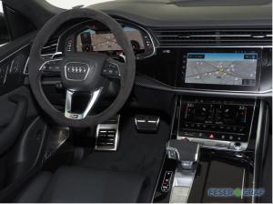 Audi RS Q8 SUV performance tiptronic