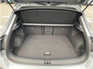 Volkswagen T-Roc 1.5 TSI R-Line DSG AHK Navi ACC LED+ RFK