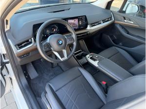 BMW 220 220i Active Tourer Luxury Finanzierung ab 0,49%