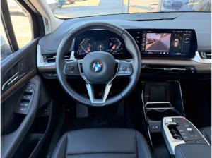 BMW 220 220i Active Tourer Luxury Finanzierung ab 0,49%