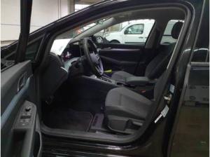 Volkswagen Golf VIII Lim. Goal 1.5 TSI DSG - SHZ LED Plus AHK Rear View Navi ACC CarPlay PDC LM