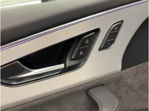 Audi SQ8 TFSI tiptr. HUD AHK STDHZG MATRIX RFK PANO