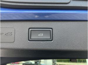 Volkswagen T-Roc R-Line 1.5 l eTSI OPF DSG, IQ.LIGHT,HUD,Kamera