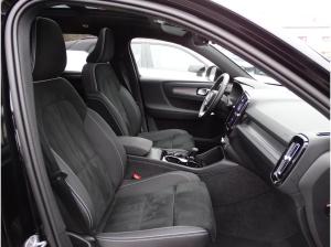 Volvo XC40 B4 Plus Black Edition
