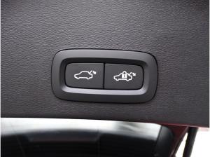 Volvo XC40 B4 Plus Black Edition