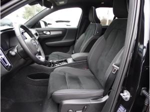 Volvo XC40 B4 Plus Black Edition