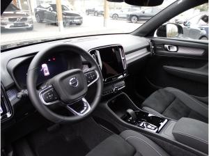 Volvo XC40 B4 Plus Black Edition