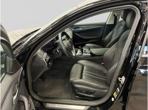 BMW 530 Touring Lux. Line Aut. - Allrad*Klima*SHZ*PDC*head-up*Haustürlieferung inkl.