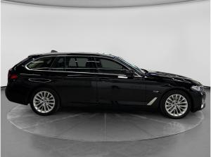 BMW 530 Touring Lux. Line Aut. - Allrad*Klima*SHZ*PDC*head-up*Haustürlieferung inkl.