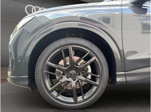 Audi e-tron Q4  SUV e-tron quattro 220 kW / TECH PRO / HUD / AHK / PANO / SONOS / MEMORY / WÄRMEPUMPE