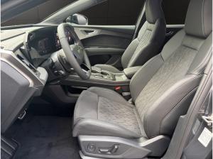 Audi e-tron Q4  SUV e-tron quattro 220 kW / TECH PRO / HUD / AHK / PANO / SONOS / MEMORY / WÄRMEPUMPE