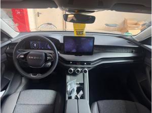 Skoda Superb Combi  Essence 1.5 TSI DSG - LED Kamera Navi ALU ACC ZV LM SHZ PDC