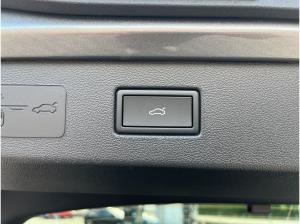 Volkswagen T-Roc R-Line 1.5 l eTSI OPF 7-Gang-Doppelkupplungsgetriebe DSG
