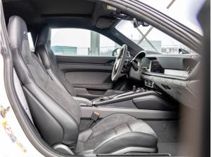 Porsche 911 Carrera 4 GTS (Typ 992.2) SONDERAKTION ÜBER 10% **InnoDr., BOSE, HD-Matrix,  Chrono, 18-Wege uvm.**
