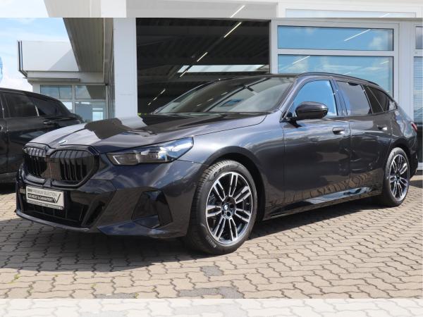 BMW 520 d xDrive Touring M-Sport/360°/ACC/Head-Up/AHK/pano./M-Sitze/B&W/Standhzg.