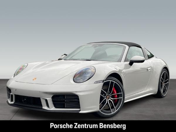 911
