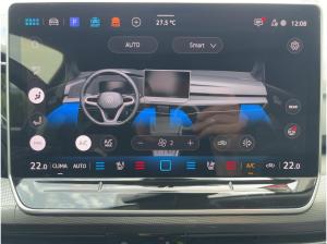 Volkswagen Golf VIII Variant Style 2.0 TDI DSG AHK DCC PANO